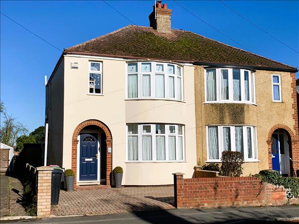 Marina Drive, Wolverton
