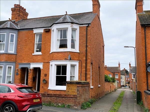 Peel Road, Wolverton