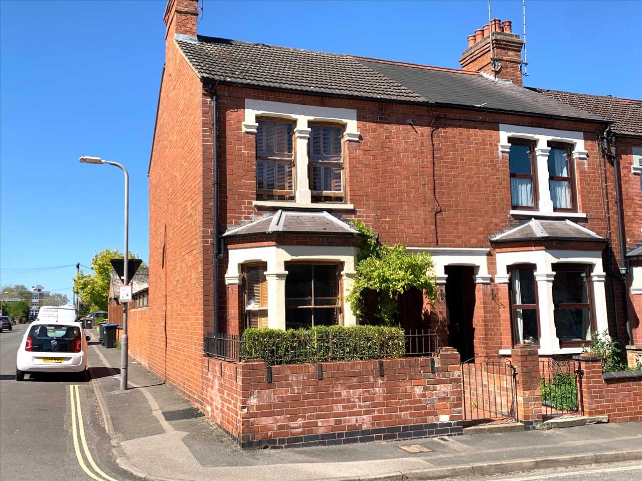 Anson Road, Wolverton - Picture 1