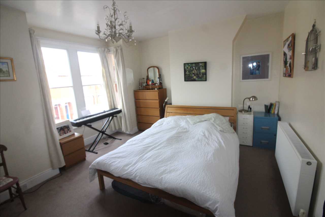 Western Road, Wolverton - Picture 7
