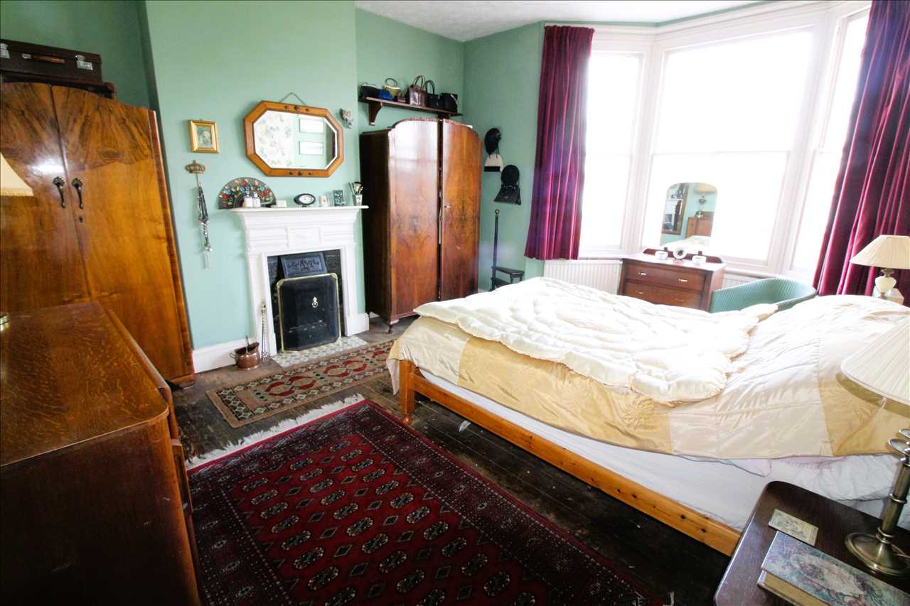 Stratford Road, Wolverton - Picture 11