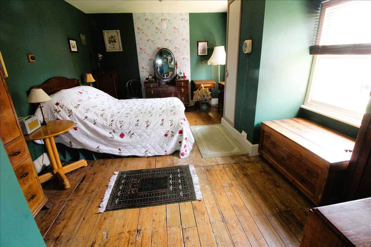 Stratford Road, Wolverton - Picture 16