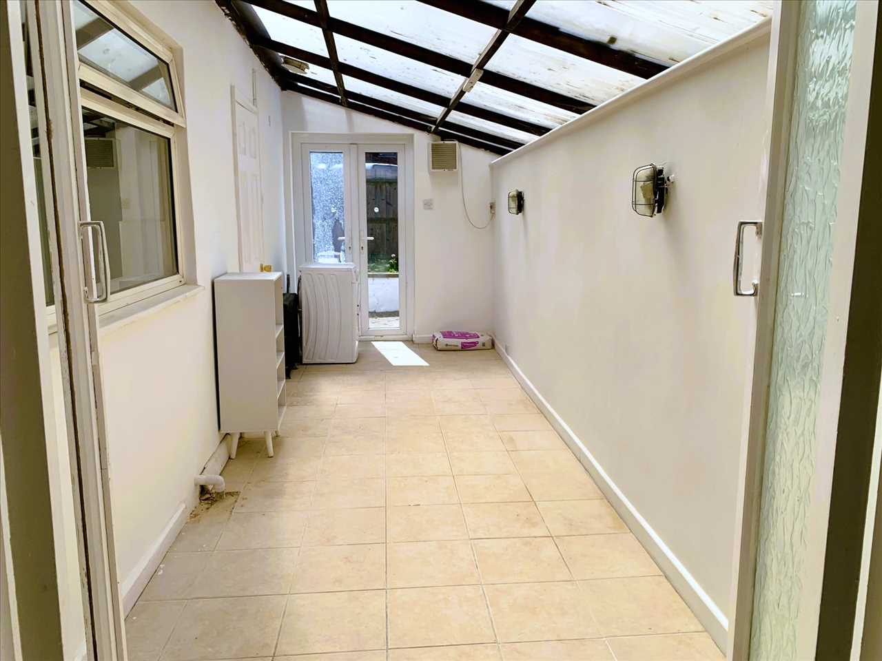 Buckingham Street, Wolverton - Picture 5
