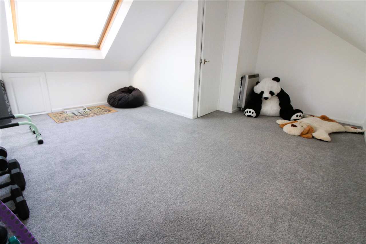 Newport Road, New Bradwell - Picture 12