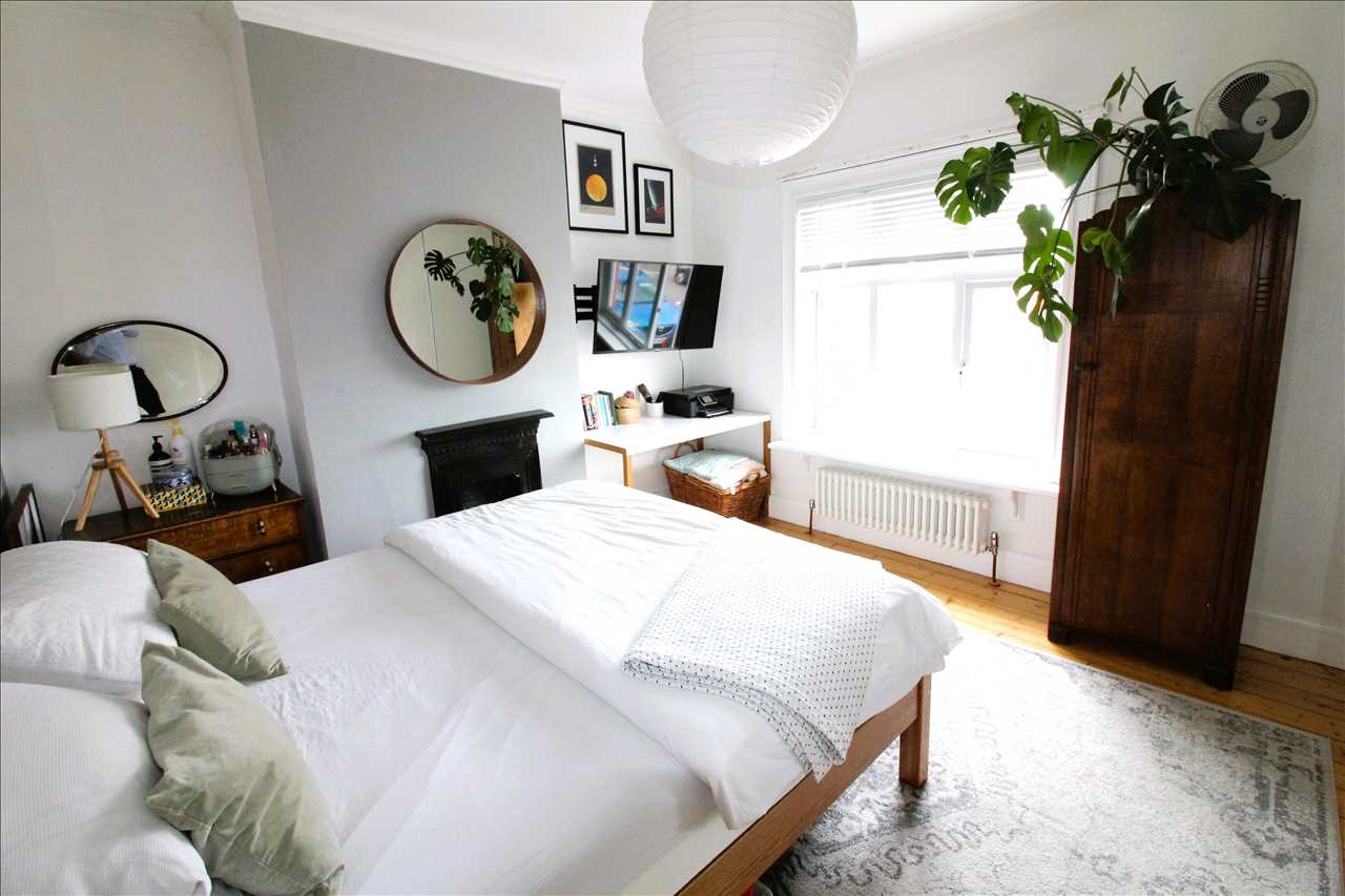 Green Lane, Wolverton - Picture 8