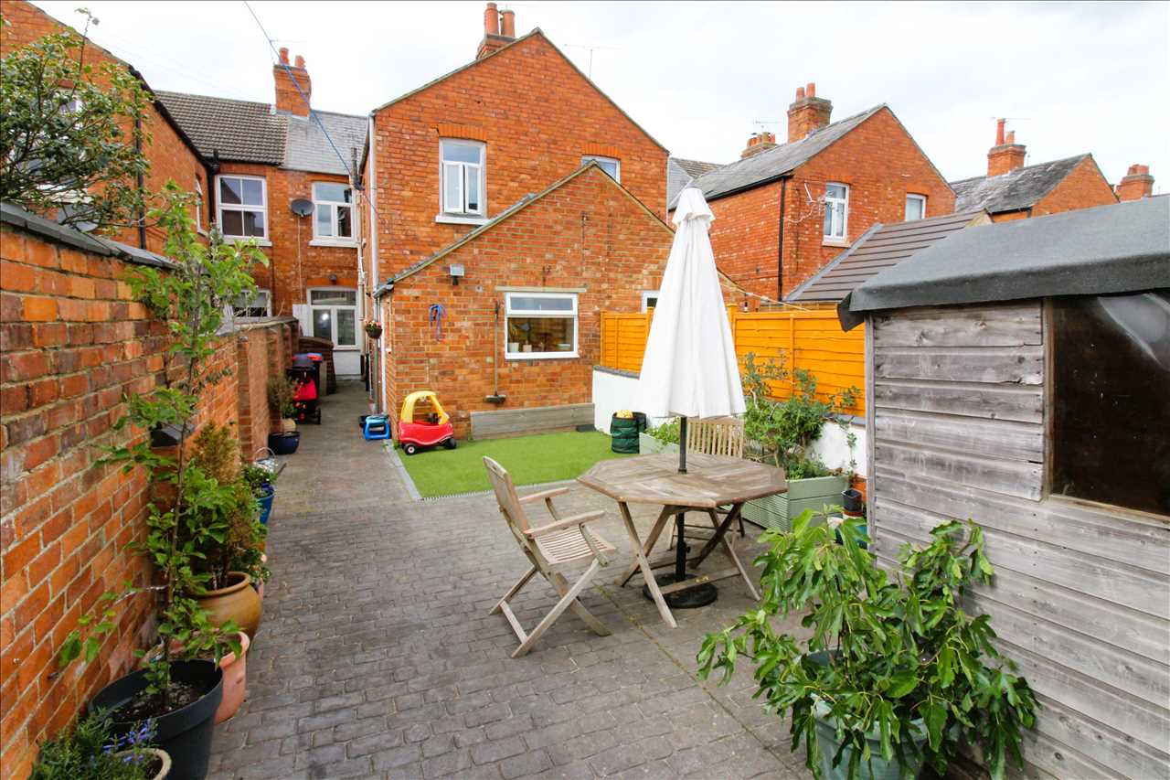 Green Lane, Wolverton - Picture 16