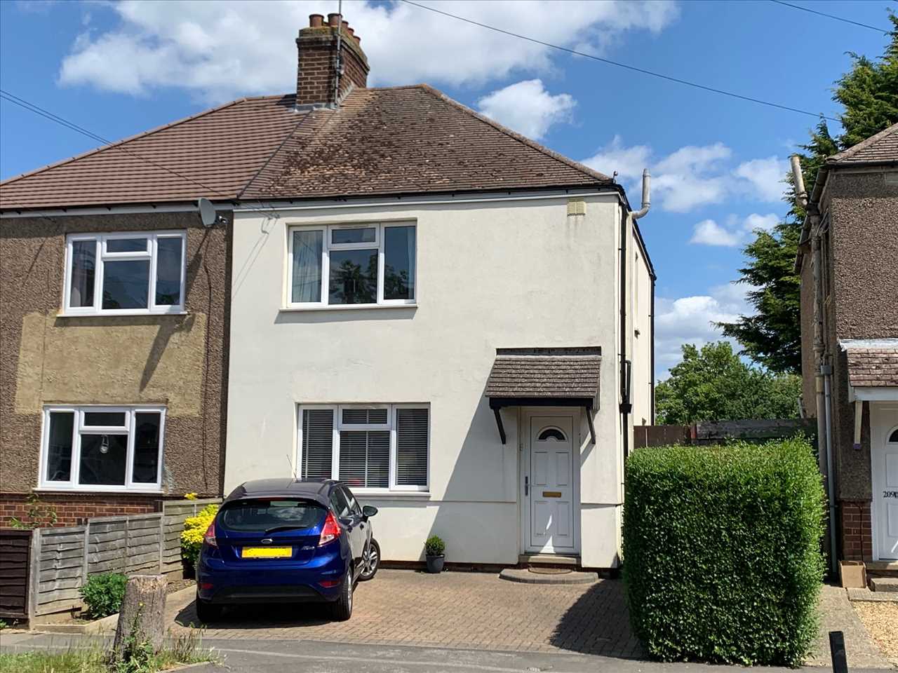 Windsor Street, Wolverton - Picture 1