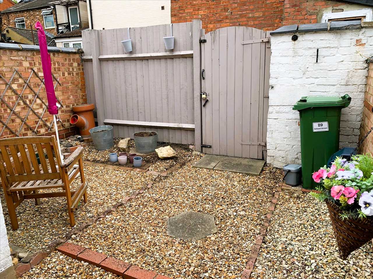 School Street, New Bradwell - Picture 12