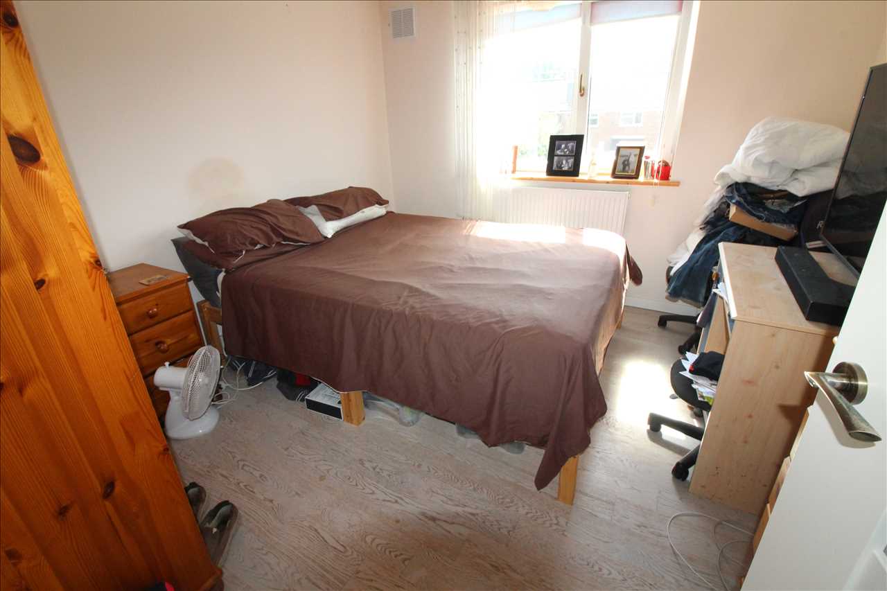 Southern Way, Wolverton - Picture 7