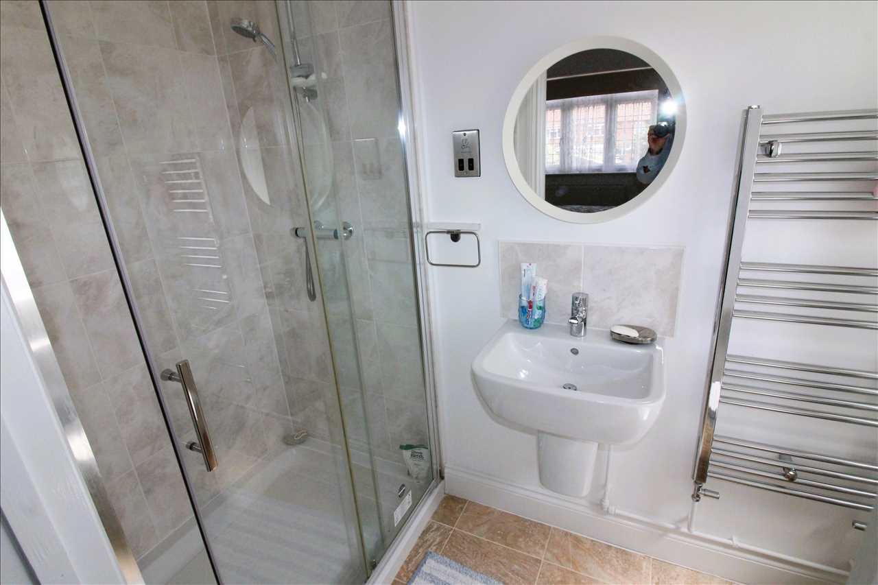 Rose Court, Wolverton - Picture 12
