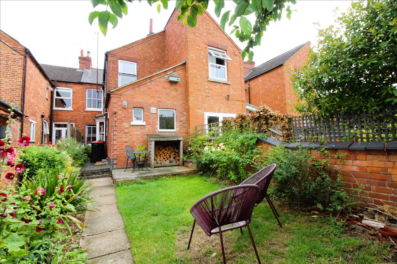 Victoria Street, Wolverton - Picture 17
