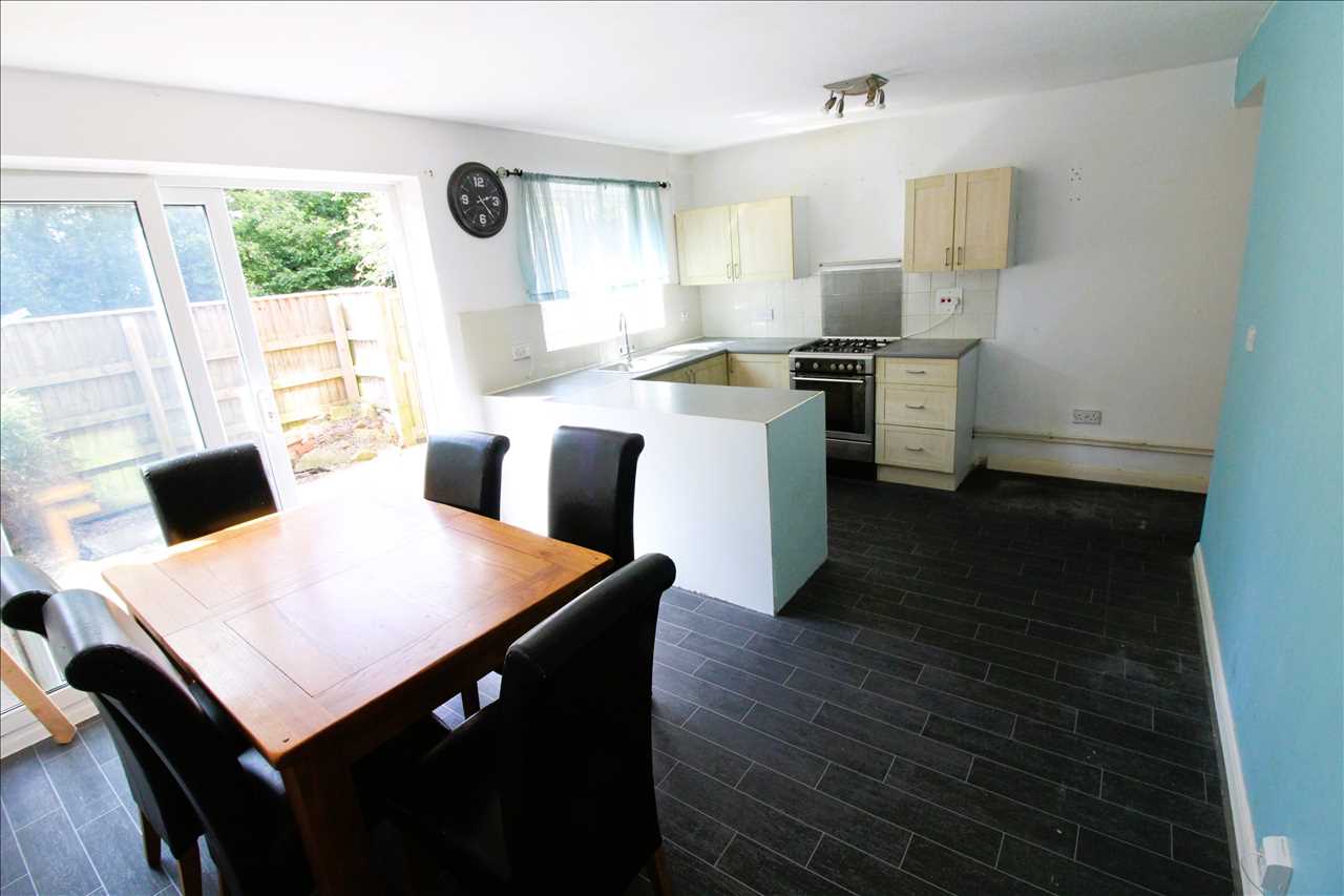 Ashfield, Stantonbury - Picture 3