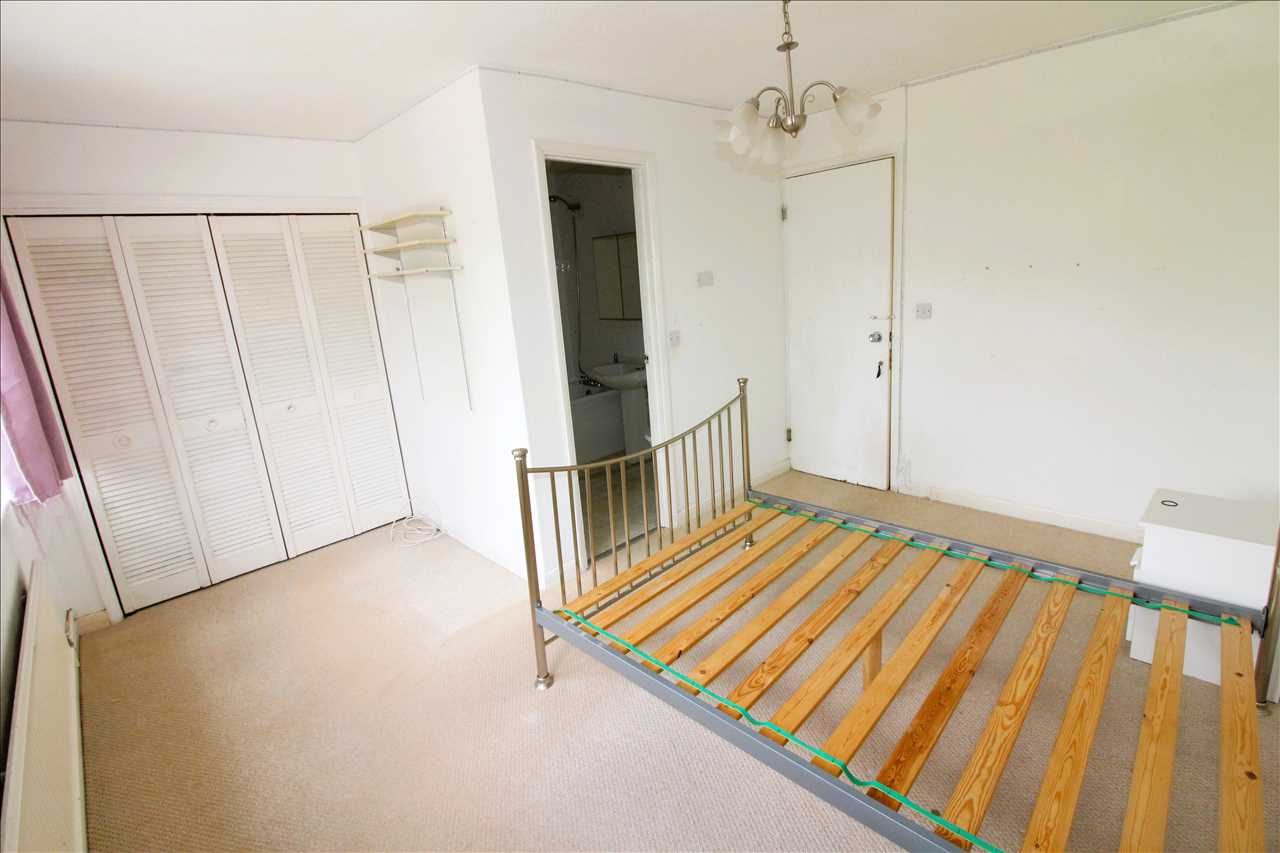 Ashfield, Stantonbury - Picture 7