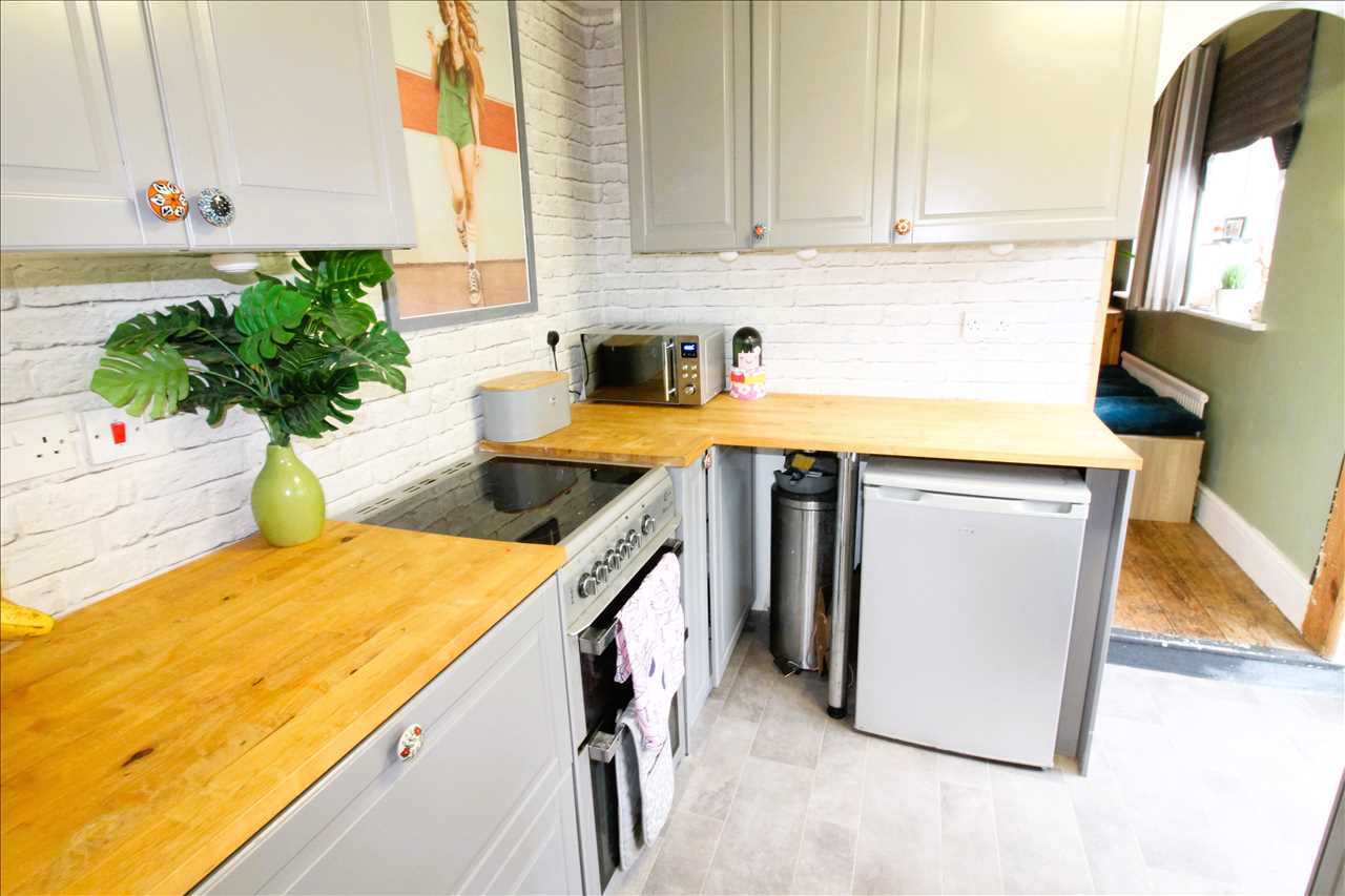 Cambridge Street, Wolverton - Picture 7