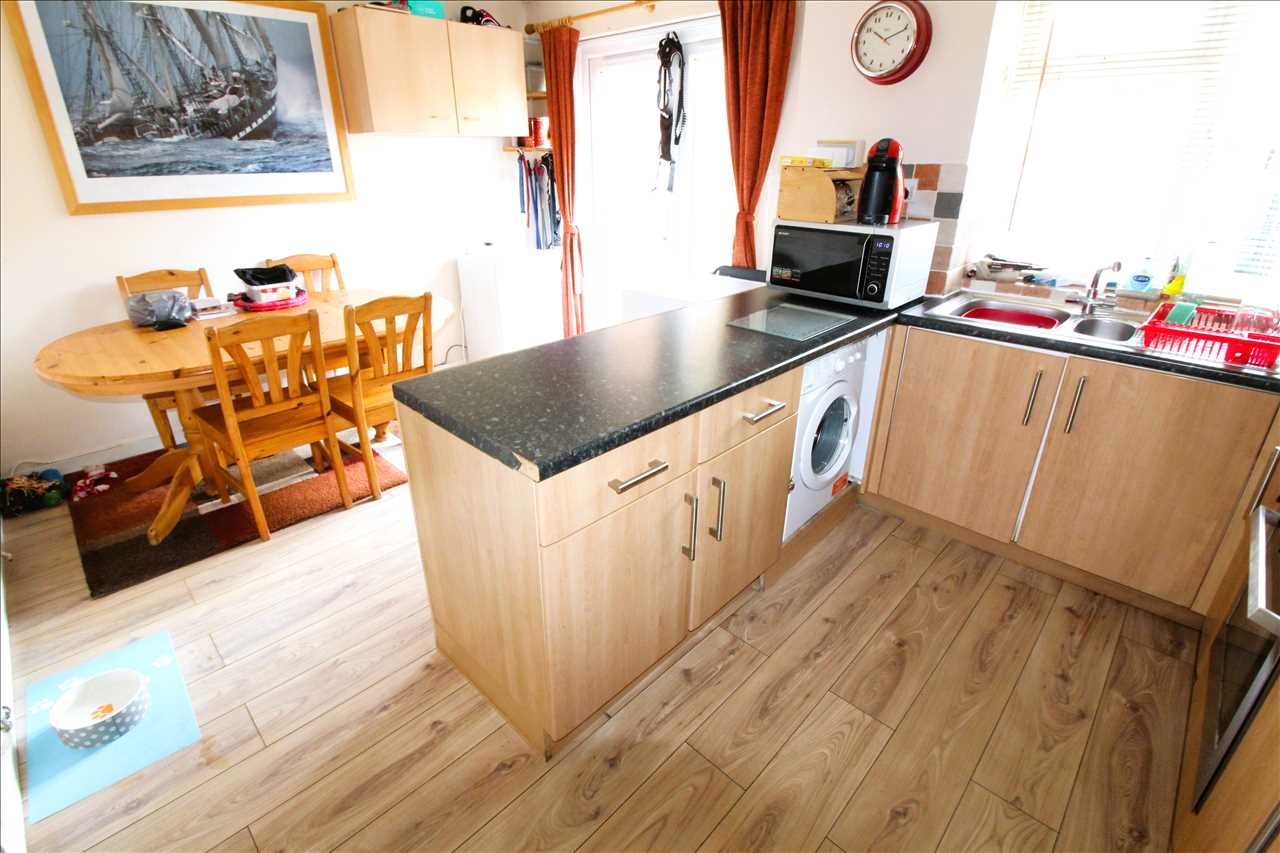Westhill, Stantonbury - Picture 5