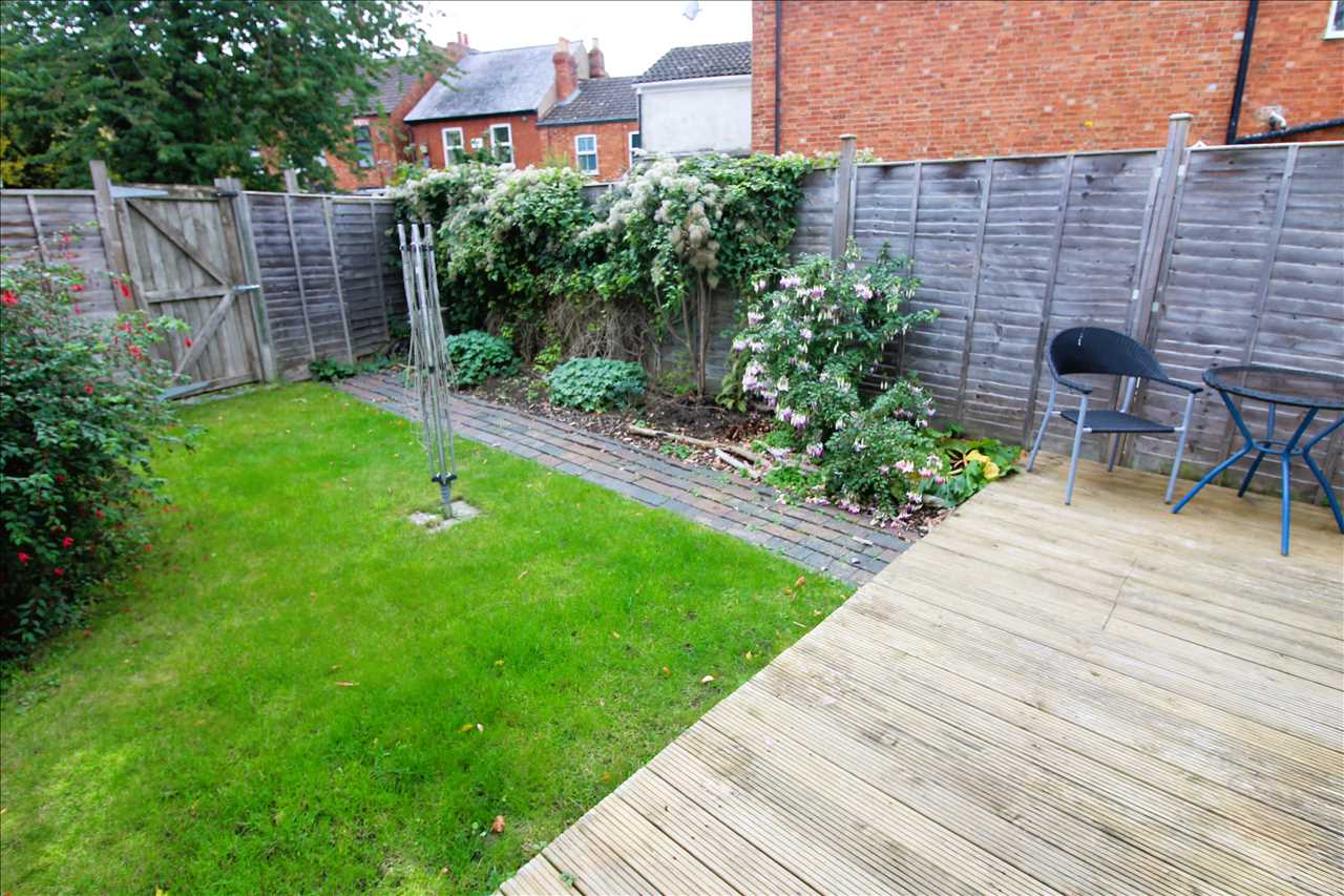 Wallace Street, New Bradwell - Picture 11