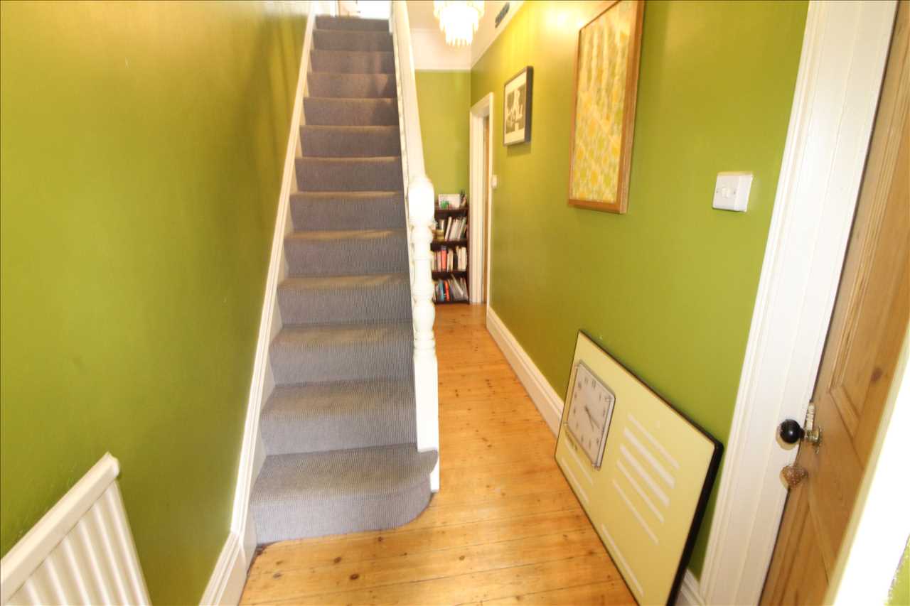 Peel Road, Wolverton - Picture 17