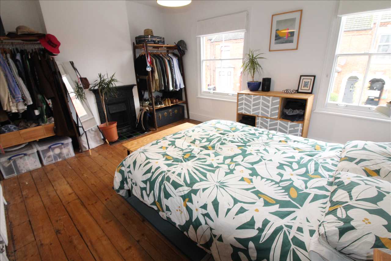 Windsor Street, Wolverton - Picture 8