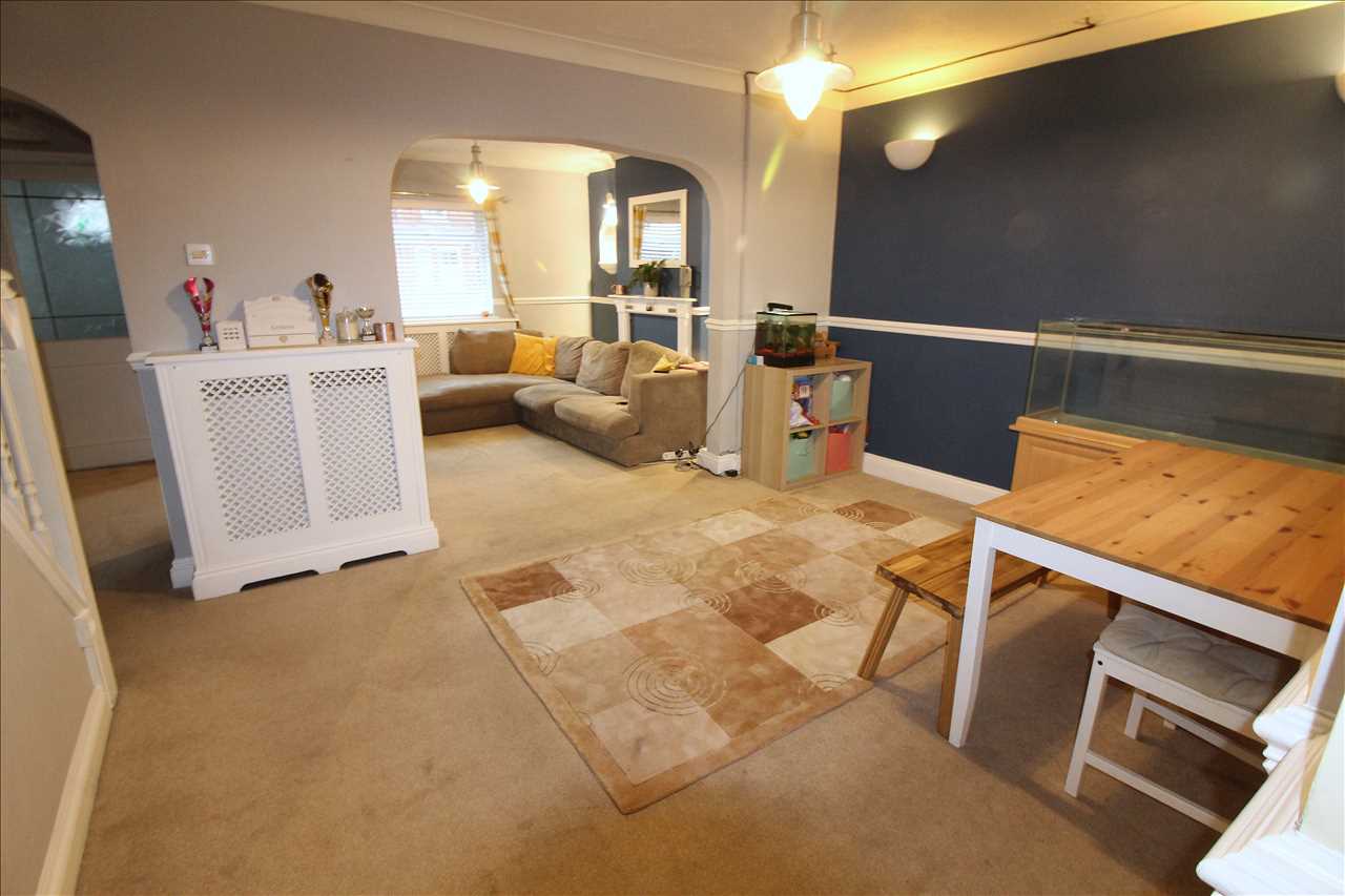 Newport Road, New Bradwell - Picture 16