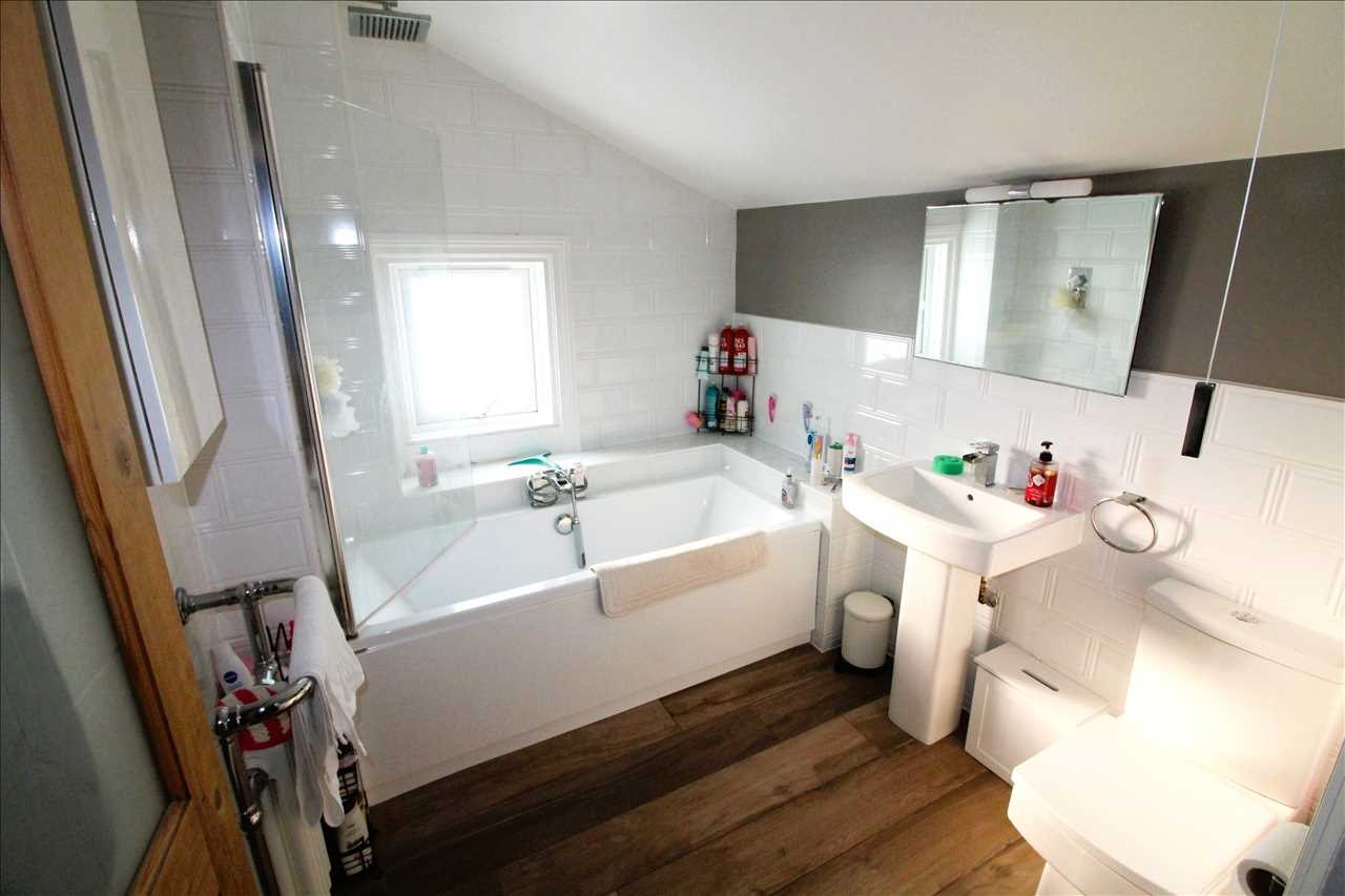 Buckingham Street, Wolverton - Picture 9