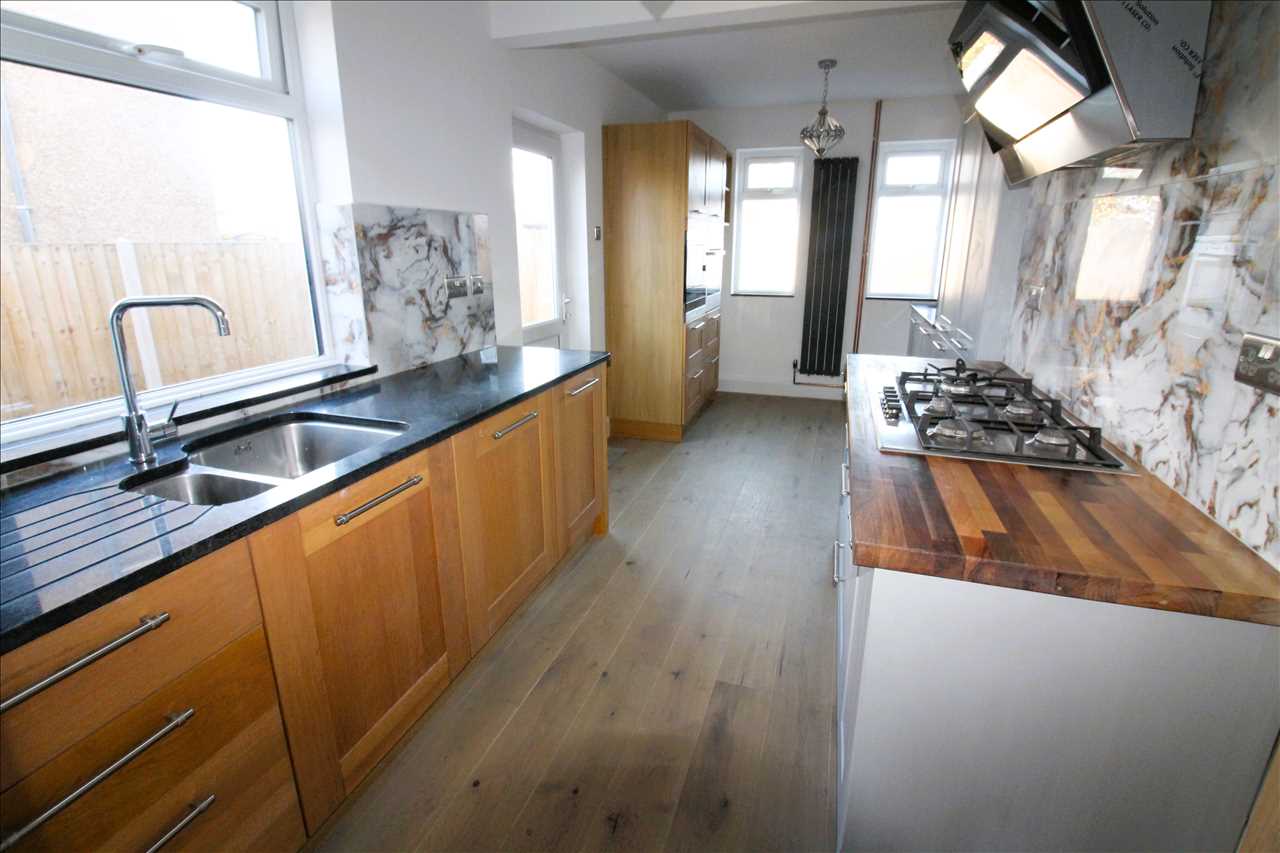 Windsor Street, Wolverton - Picture 4