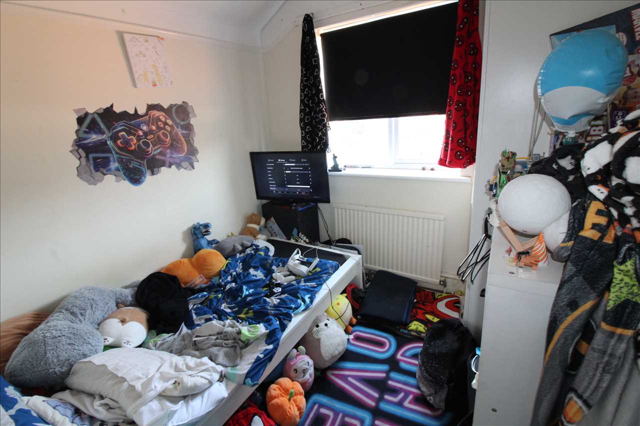 Jersey Road, Wolverton - Picture 8