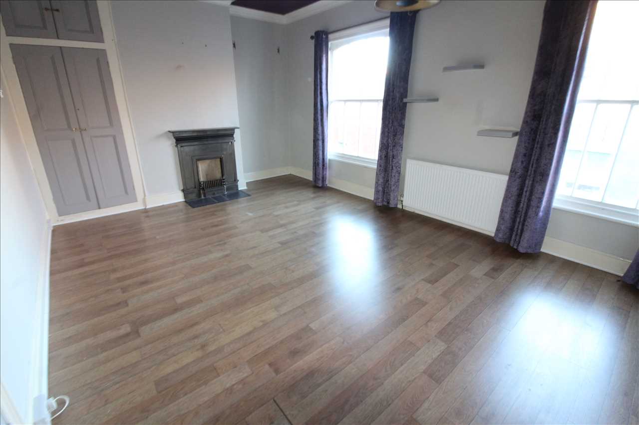 Aylesbury Street, Wolverton - Picture 8