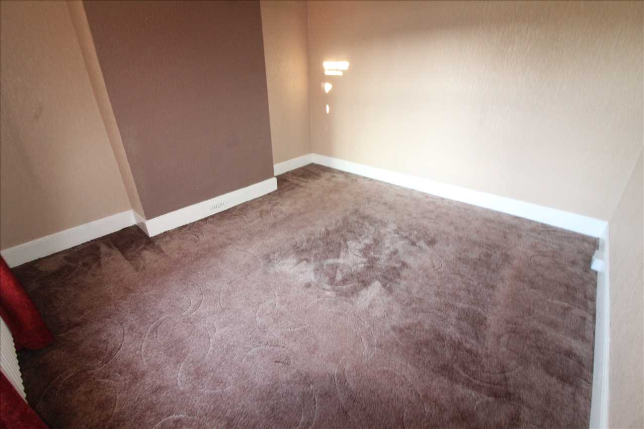 Aylesbury Street, Wolverton - Picture 9