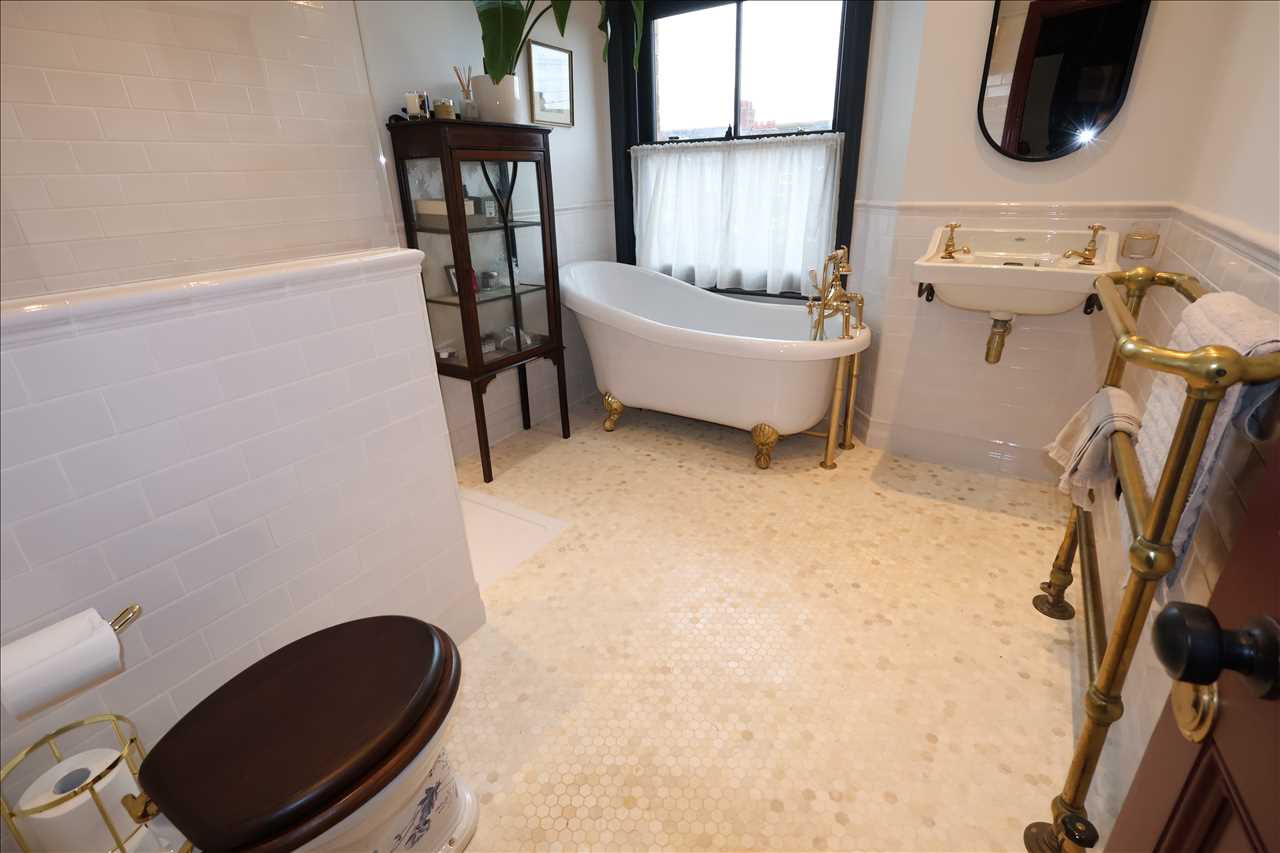 Peel Road, Wolverton - Picture 9