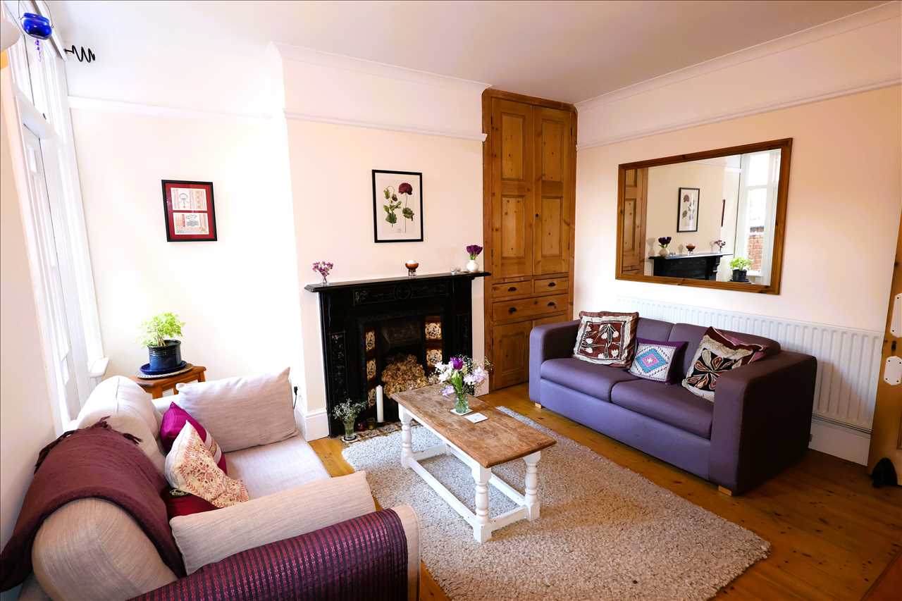 Moon Street, Wolverton - Picture 22