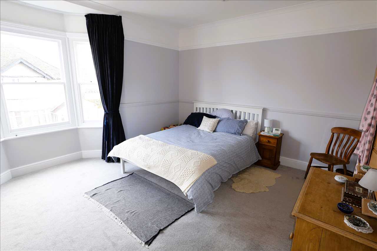 Moon Street, Wolverton - Picture 8