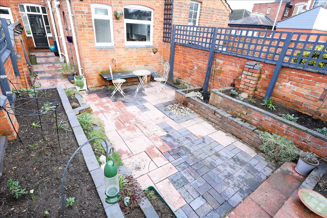 Moon Street, Wolverton - Picture 18