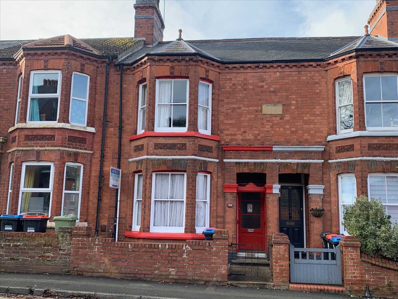 Cambridge Street, Wolverton - Picture 1