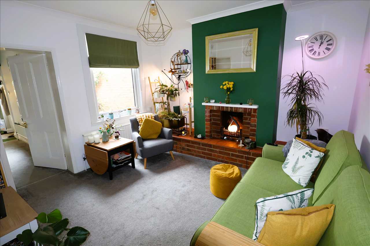 Radcliffe Street, Wolverton - Picture 3