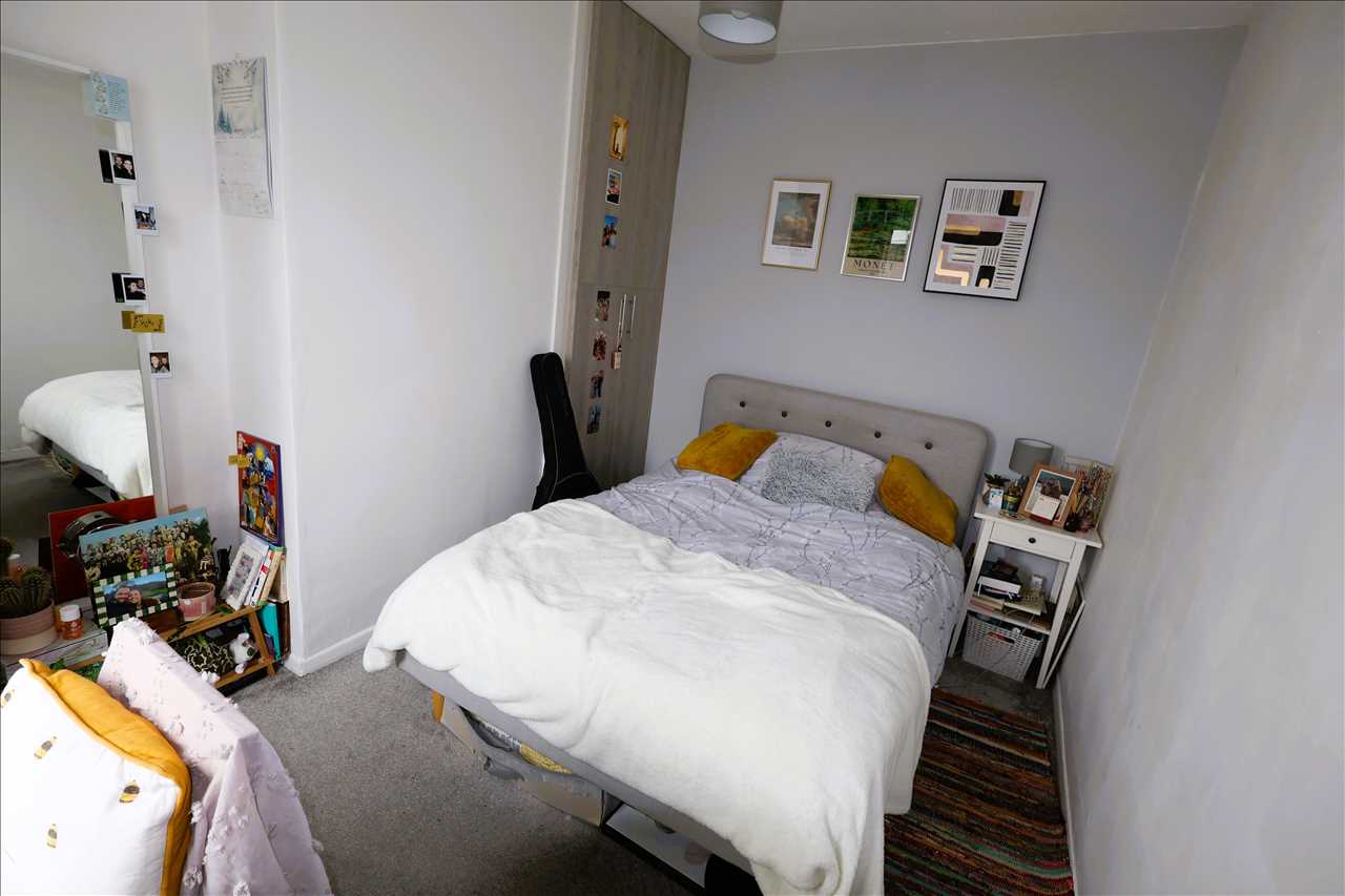 Radcliffe Street, Wolverton - Picture 11