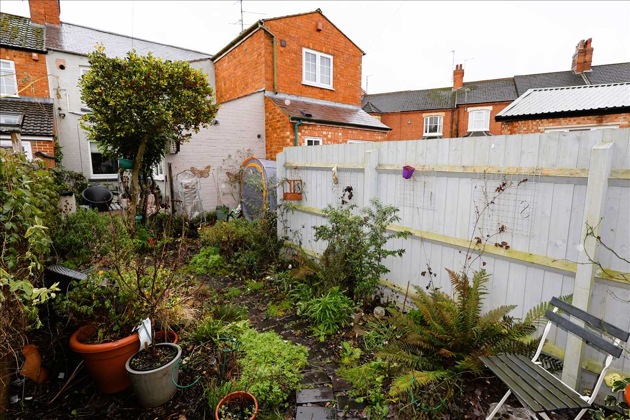 Radcliffe Street, Wolverton - Picture 15