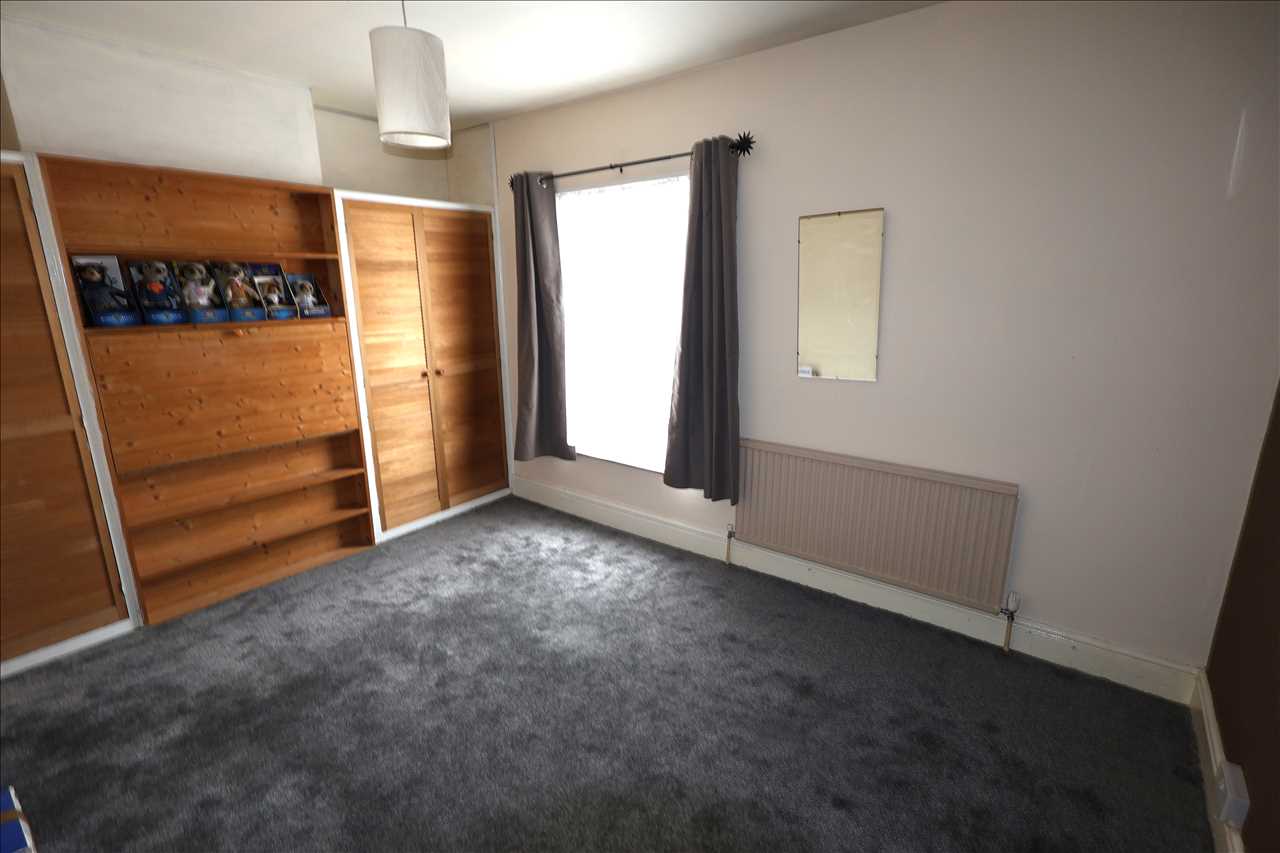 Queen Anne Street, New Bradwell - Picture 7