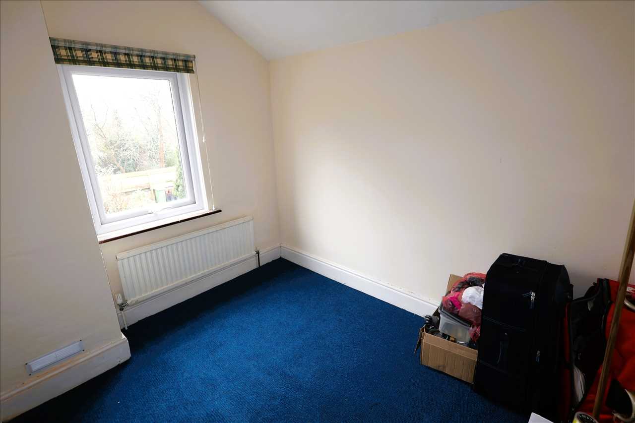 Queen Anne Street, New Bradwell - Picture 10