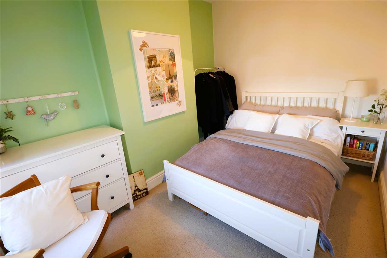 Victoria Street, Wolverton - Picture 9