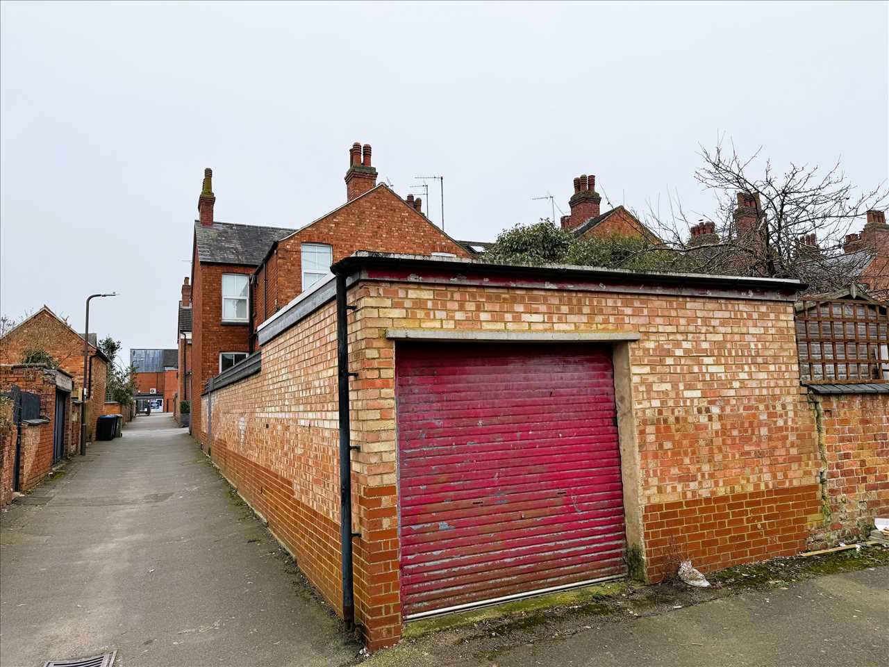 Victoria Street, Wolverton - Picture 17