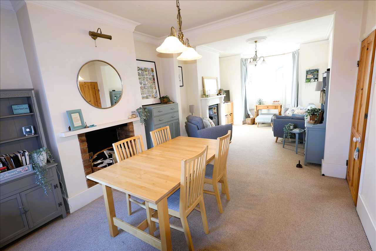 Victoria Street, Wolverton - Picture 19