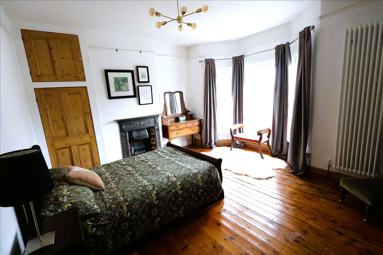 Moon Street, Wolverton - Picture 7