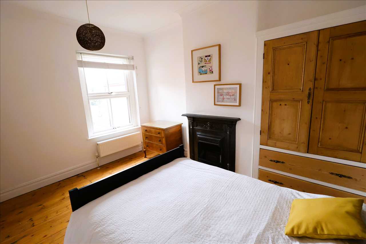 Moon Street, Wolverton - Picture 10