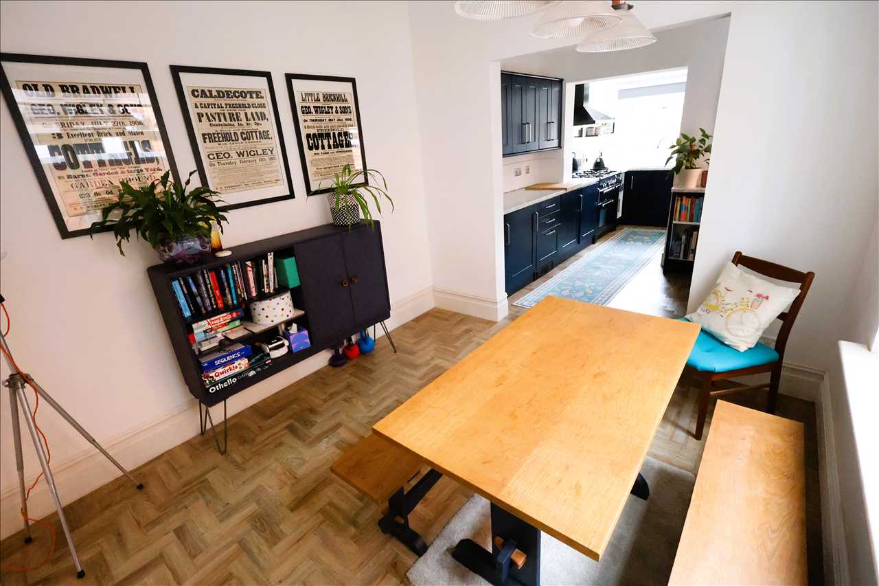 Moon Street, Wolverton - Picture 21