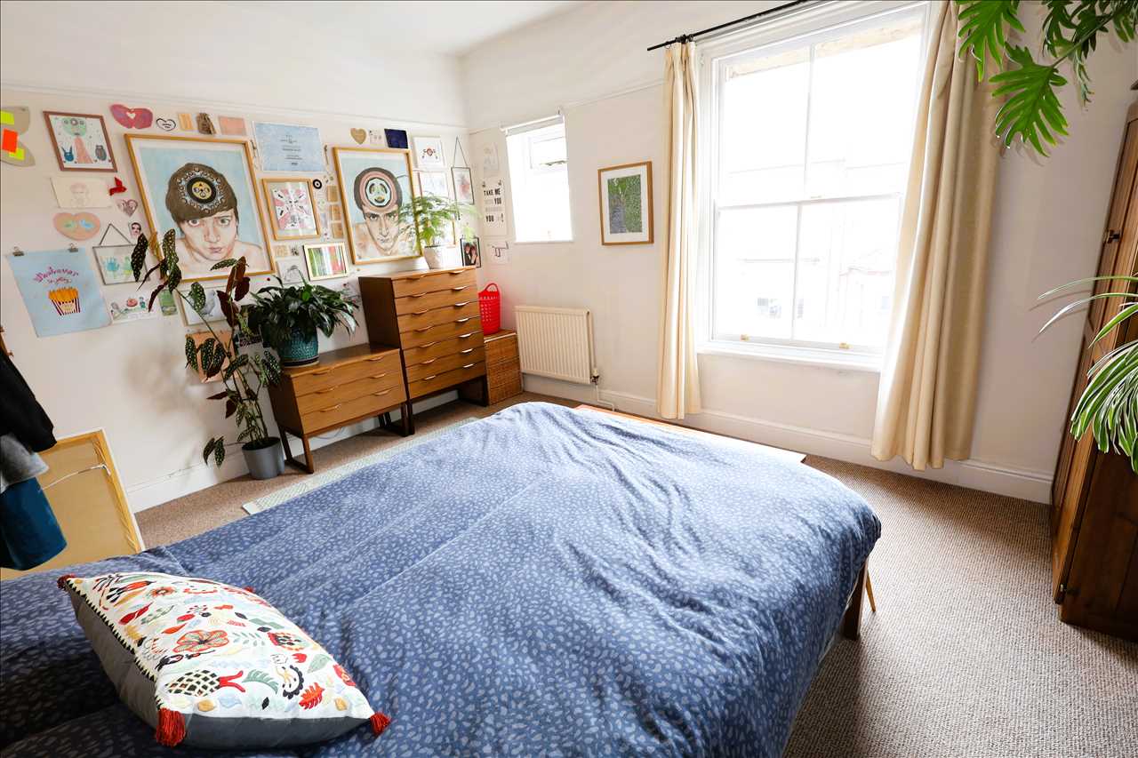 Cambridge Street, Wolverton - Picture 7