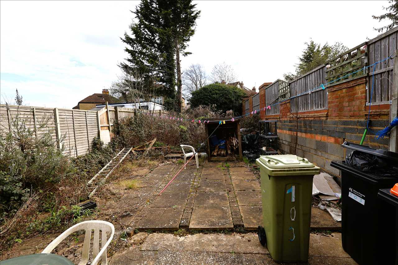 Aylesbury Street West, Wolverton - Picture 12