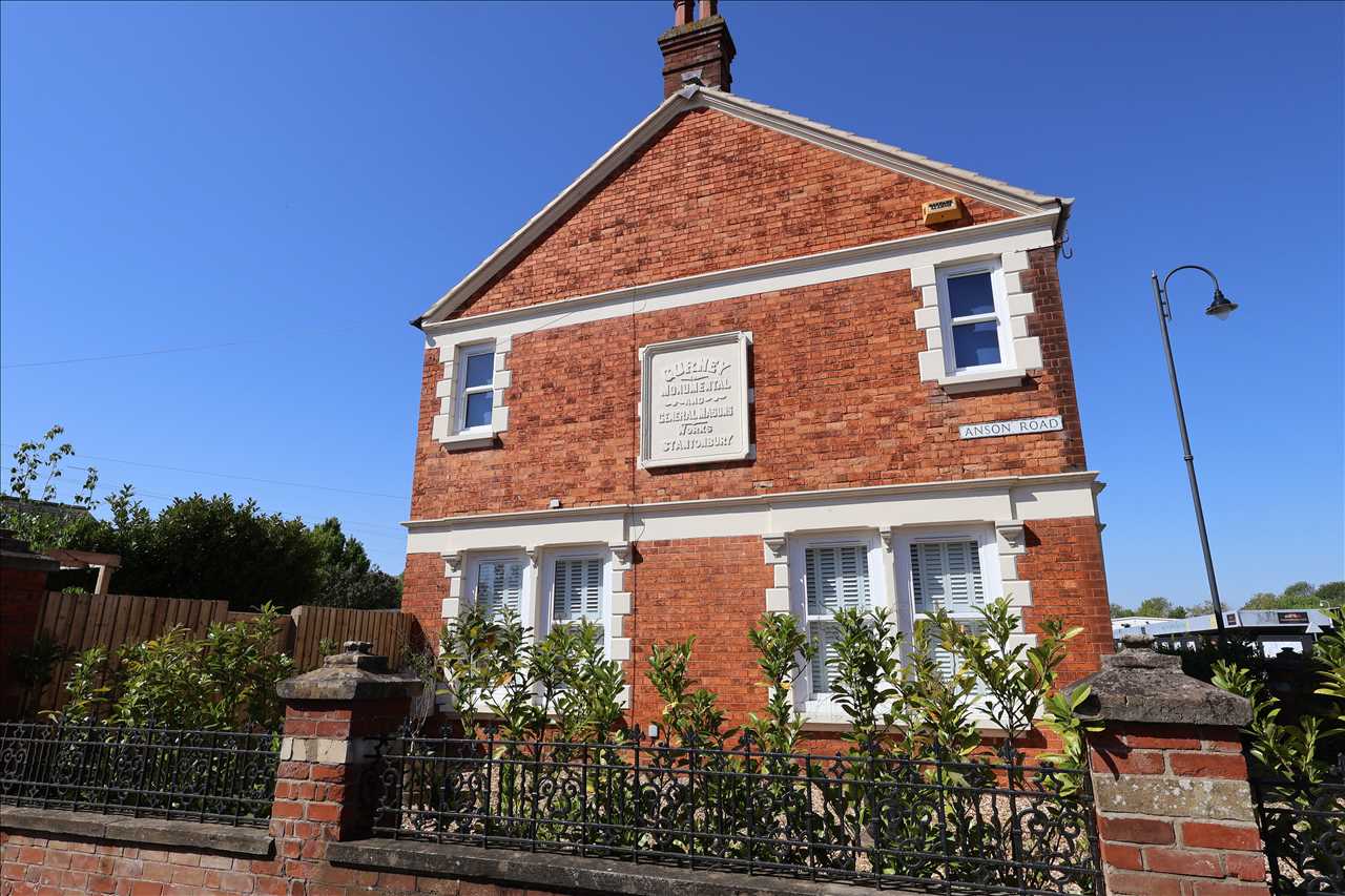 Stratford Road, Wolverton - Picture 18