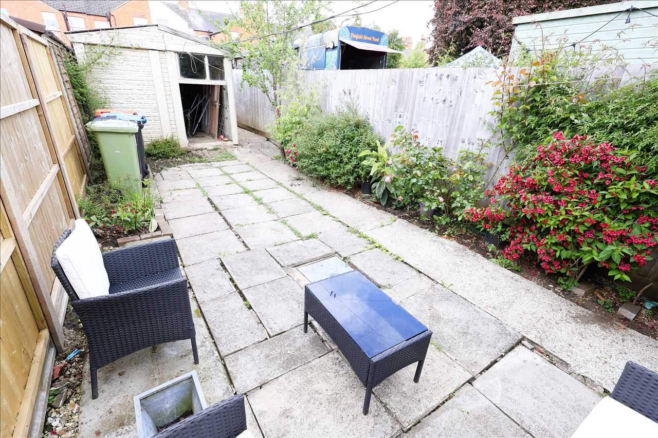 Jersey Road, Wolverton - Picture 12