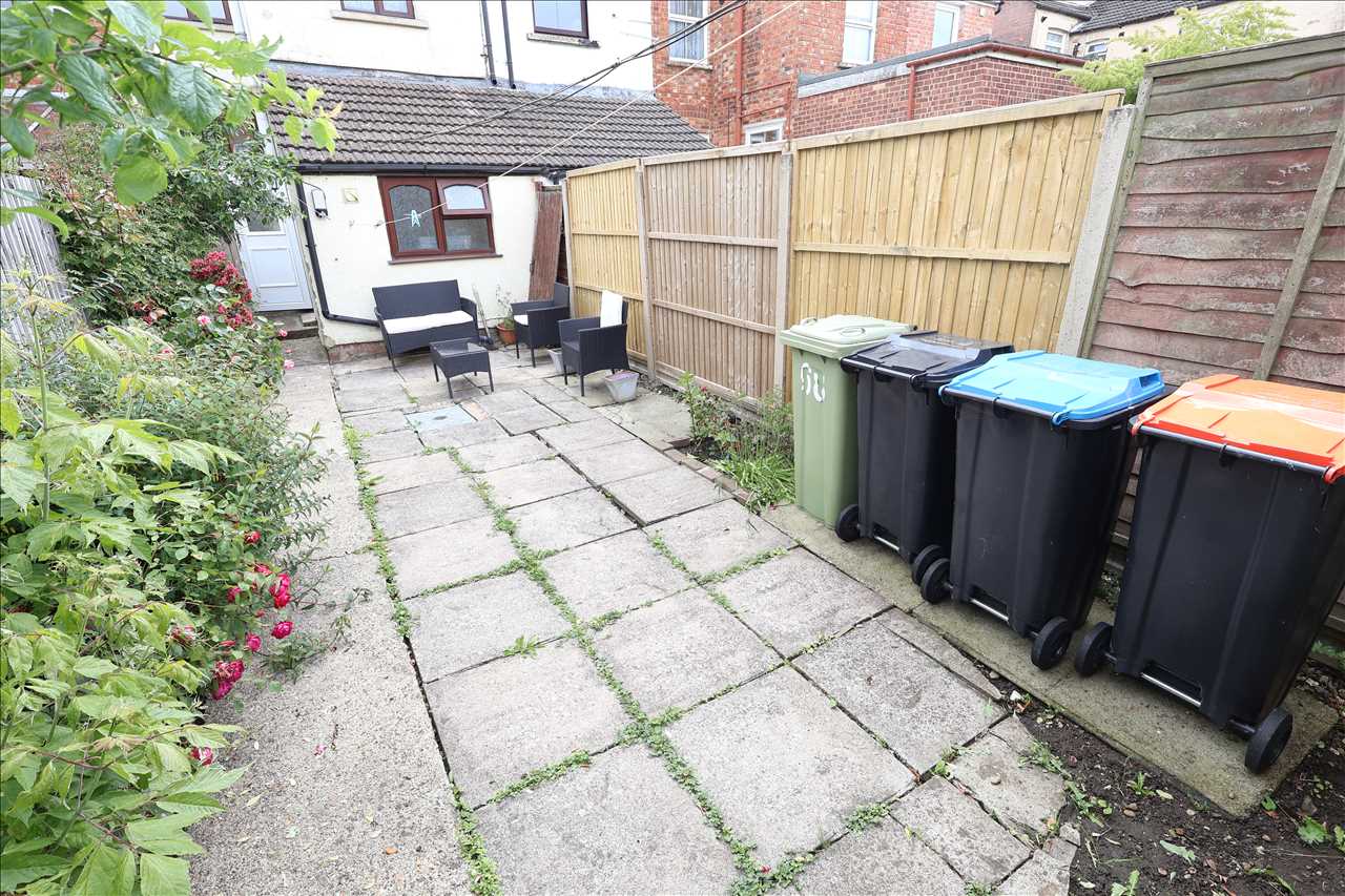 Jersey Road, Wolverton - Picture 13