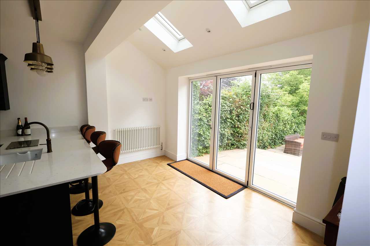 Stacey Avenue, Wolverton - Picture 7